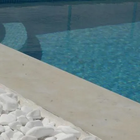 Absolute Bliss 4* Imerovigli (Santorini)